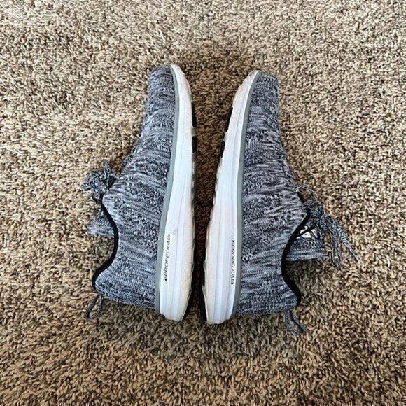 APL Techloom Pro grey marled sneakers - Picture 3 of 5